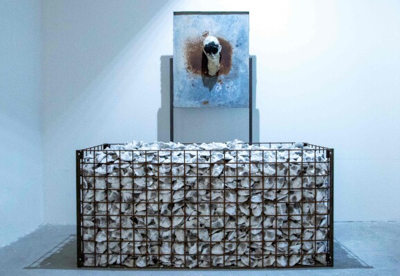 (If there is a) Saint Lucia: protect those whose eyes are burned- an altar dedicated to abandoned peoples